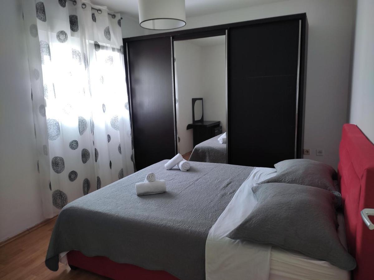 Apartman Miami Podstrana Kültér fotó